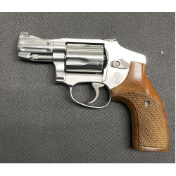 Used Smith and Wesson 640-1 + 3 Grip Sets