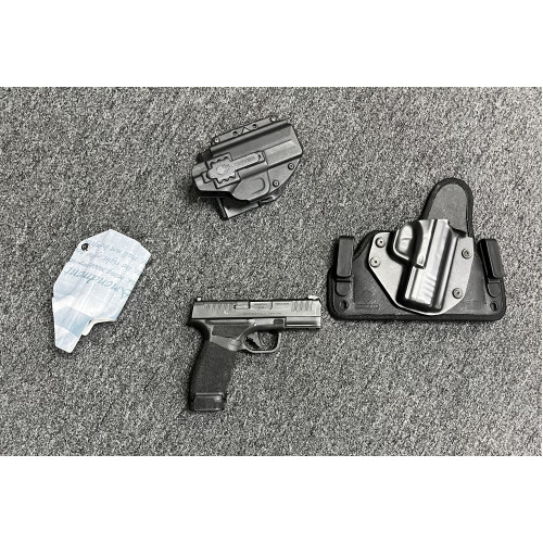 Used Springfield Armory Hellcat Pro with 4 Mags and 3 Holsters