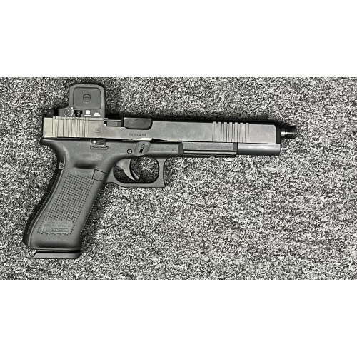 Used Glock 17L Gen 5 Trijicon RCR and 3 Magazines