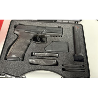 Used HK P30 V3, 2 Magazines, Original Box, Black