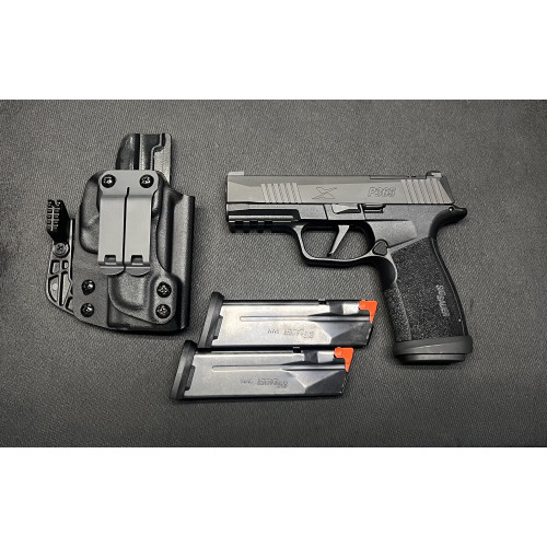 Used Sig Sauer P365 X Macro 3 Magazines and IWB Holster Used Sig Sauer P365 X Macro 3 Magazines and IWB Holster
