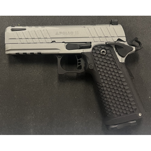Used Life Free Armory Apollo 11 with 2 Magazines Used Life Free Armory Apollo 11 with 2 Magazines