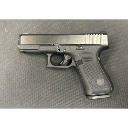 Used Glock 19 Gen 5 Night Sights Used Glock 19 Gen 5 Night Sights