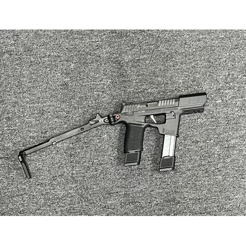 Used Sig Sauer P365 Fuse with Flux Raider Chassis and 6 Mags Used Sig Sauer P365 Fuse with Flux Raider Chassis and 6 Mags